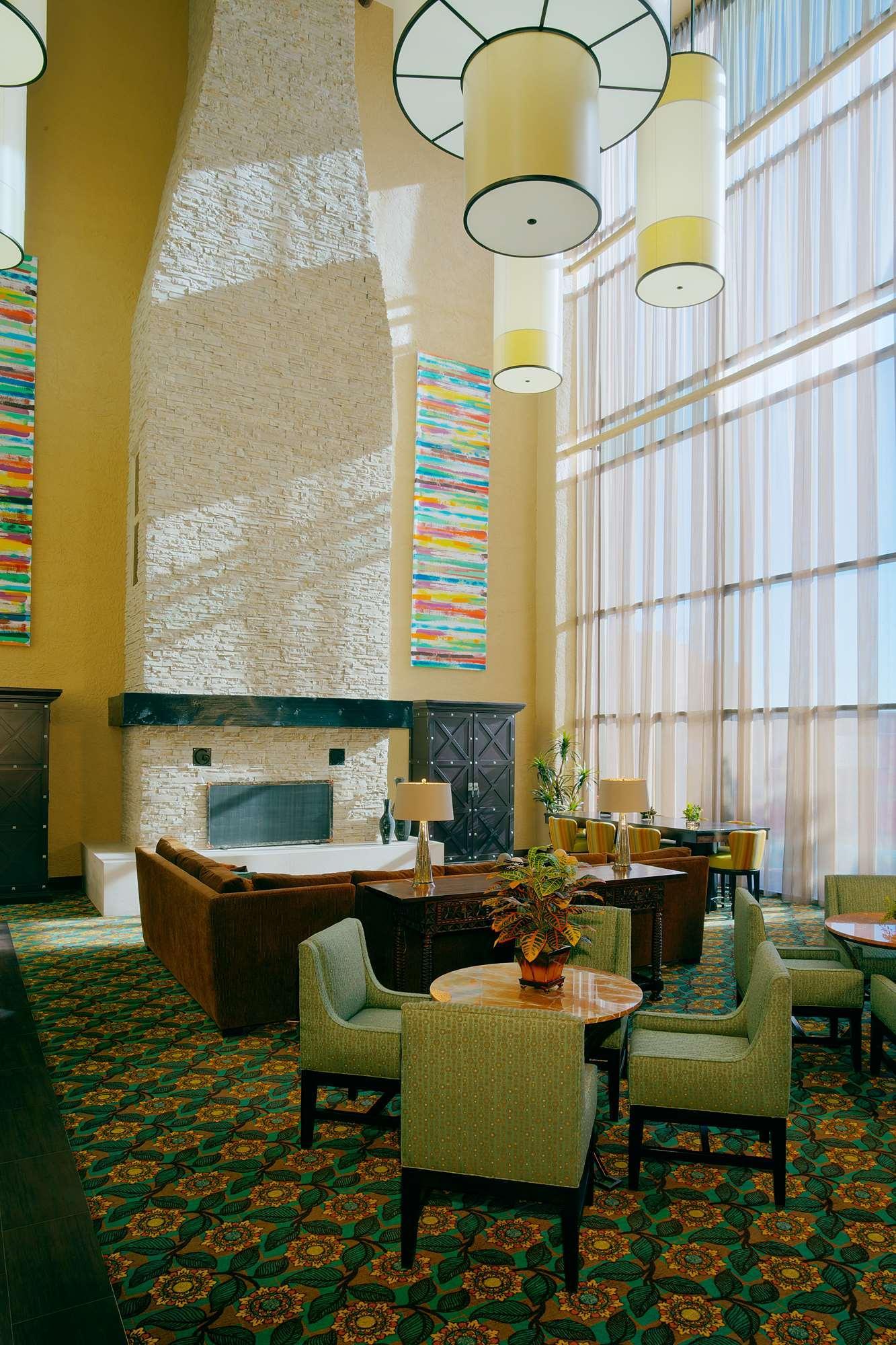 Doubletree By Hilton Santa Fe Hotel Interior photo